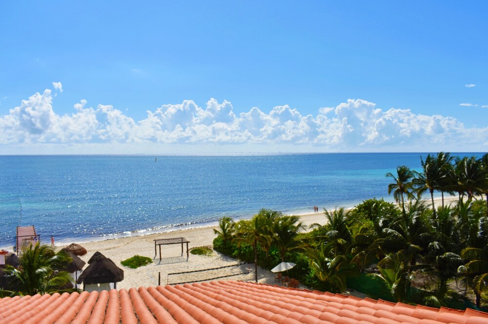 Beach/Ocean View