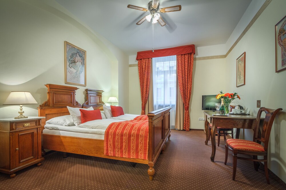 Guestroom