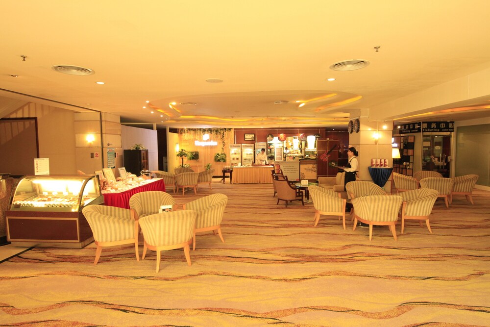 Hotel Bar