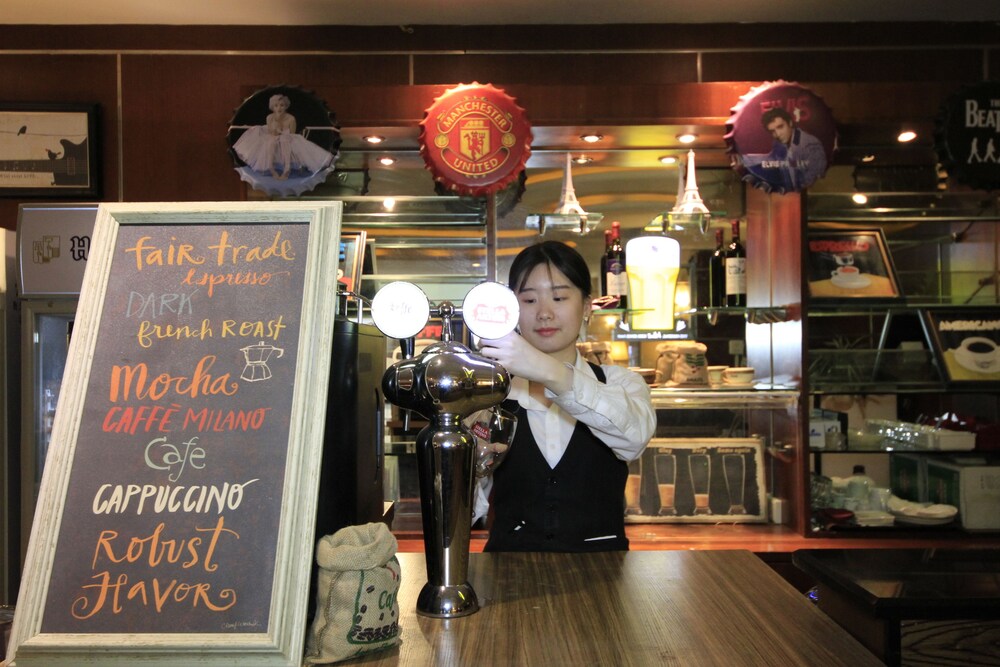 Hotel Bar