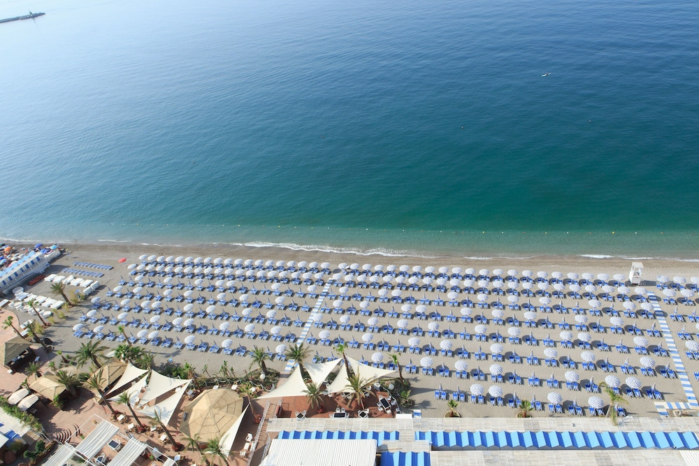 Beach/Ocean View