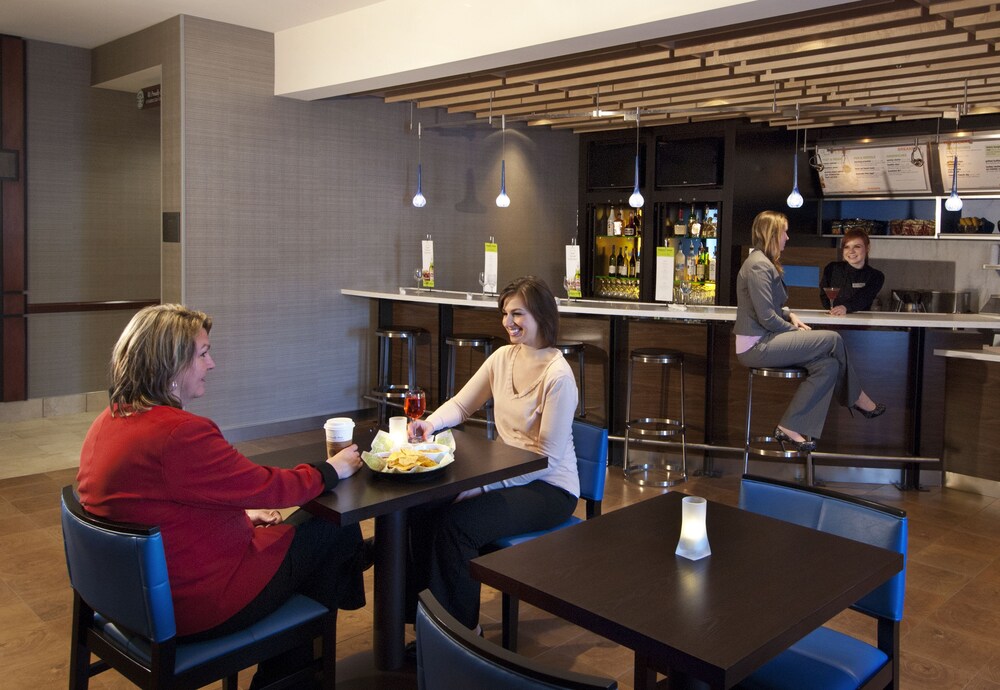 Hotel Lounge