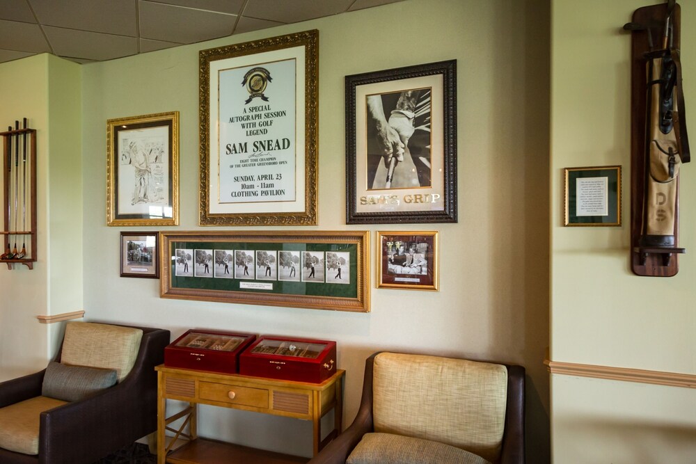 Executive Lounge