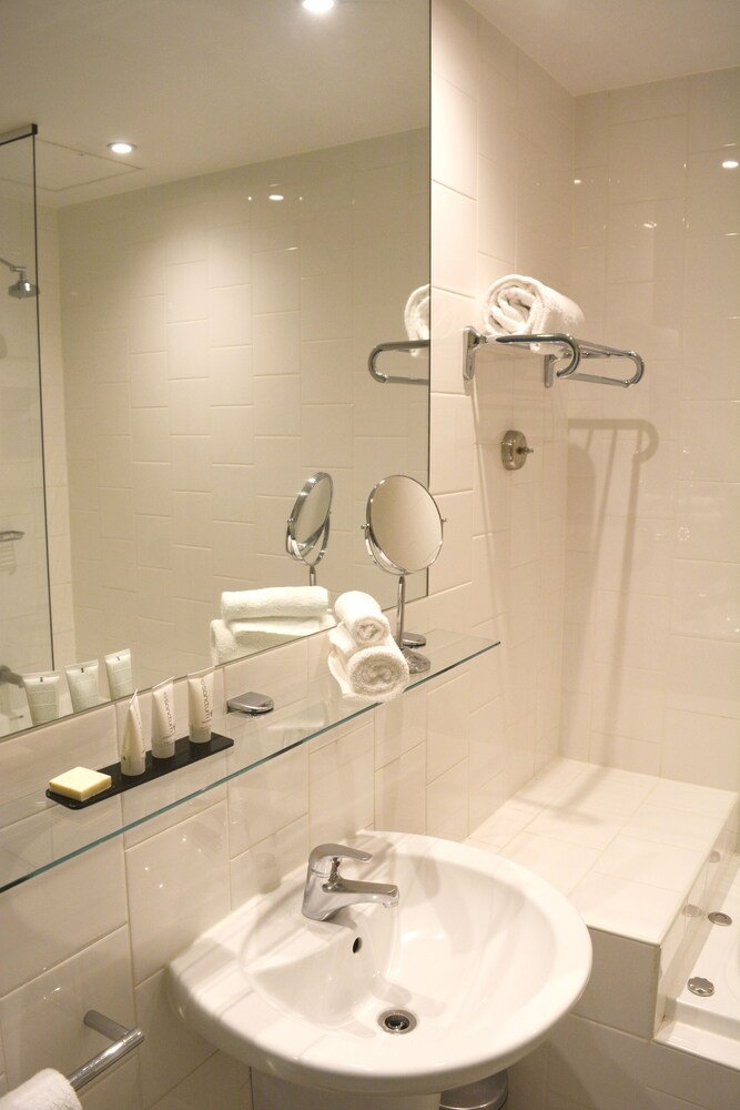 Jetted Tub