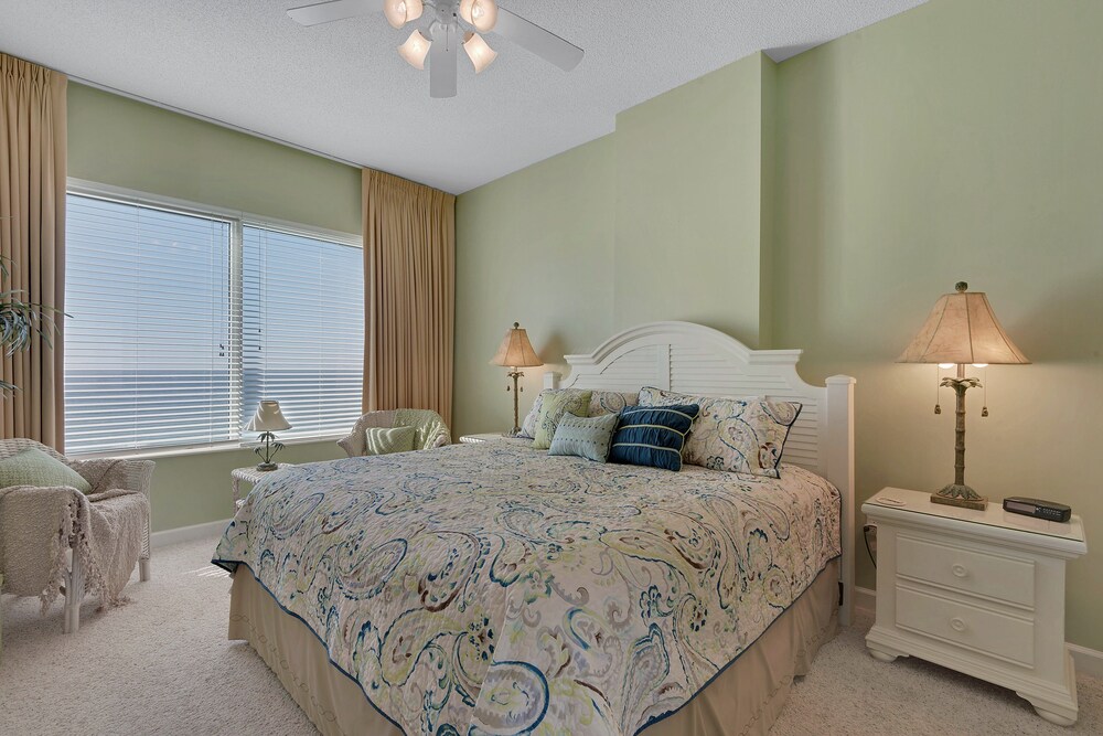Condo, 2 Bedrooms, 2 Bathrooms, Sea View - Guestroom