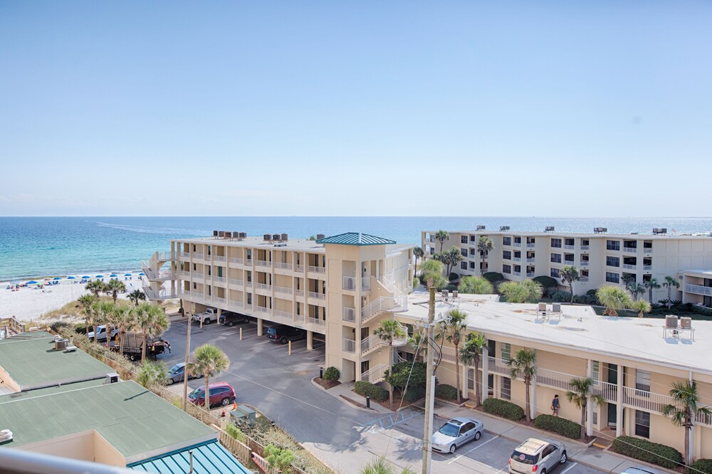 Condo, 2 Bedrooms, 2 Bathrooms, Sea View - Balcony