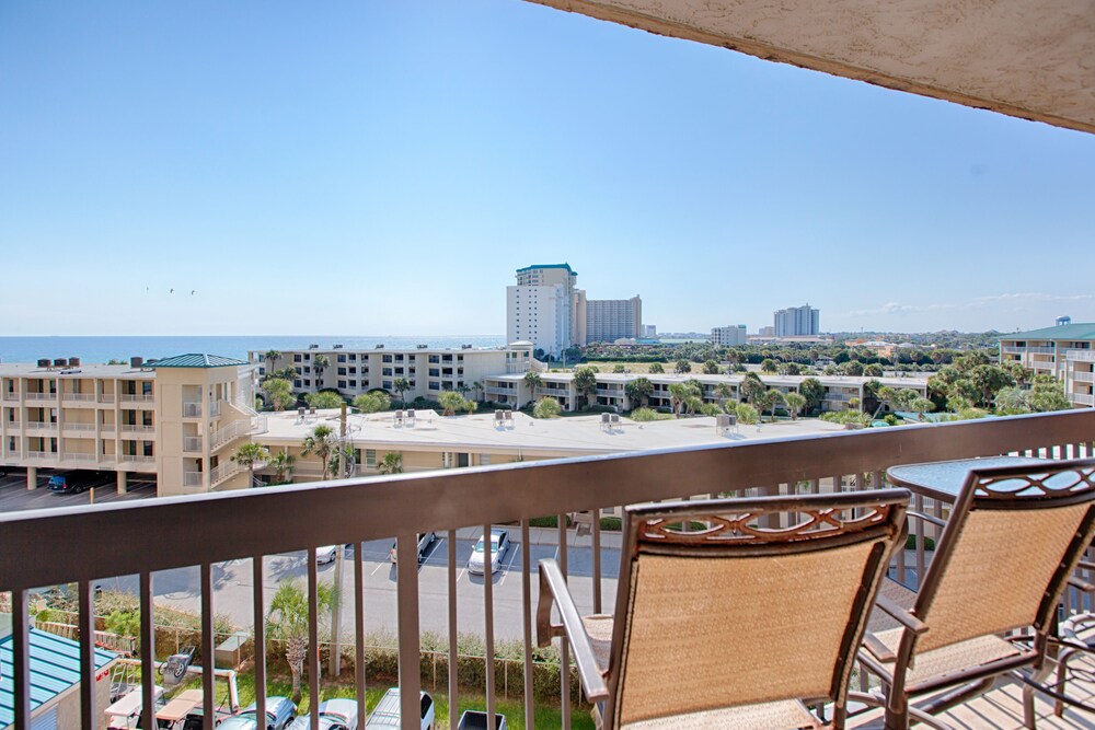 Condo, 2 Bedrooms, 2 Bathrooms, Sea View - Balcony