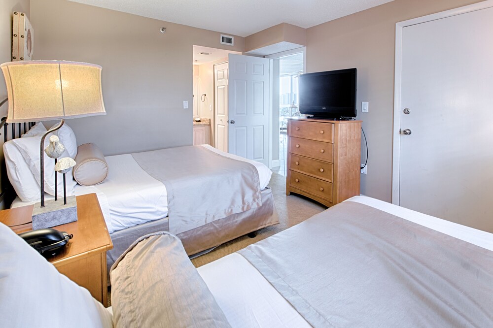 Condo, 2 Bedrooms, 2 Bathrooms, Sea View - Guestroom