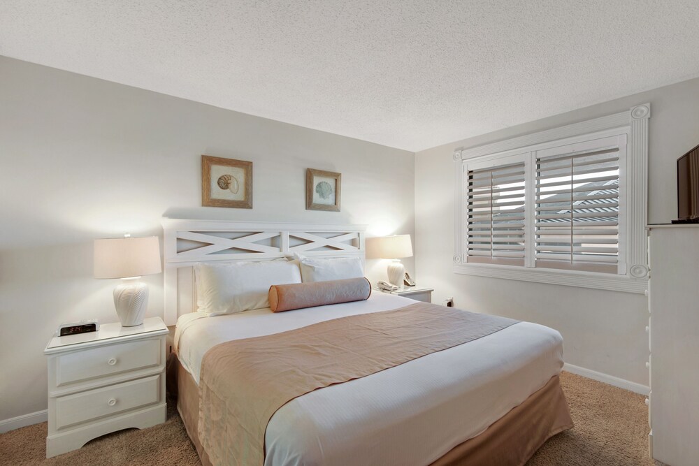 Condo, 1 Bedroom, 1.5 Bathroom, Sea Facing - Guestroom