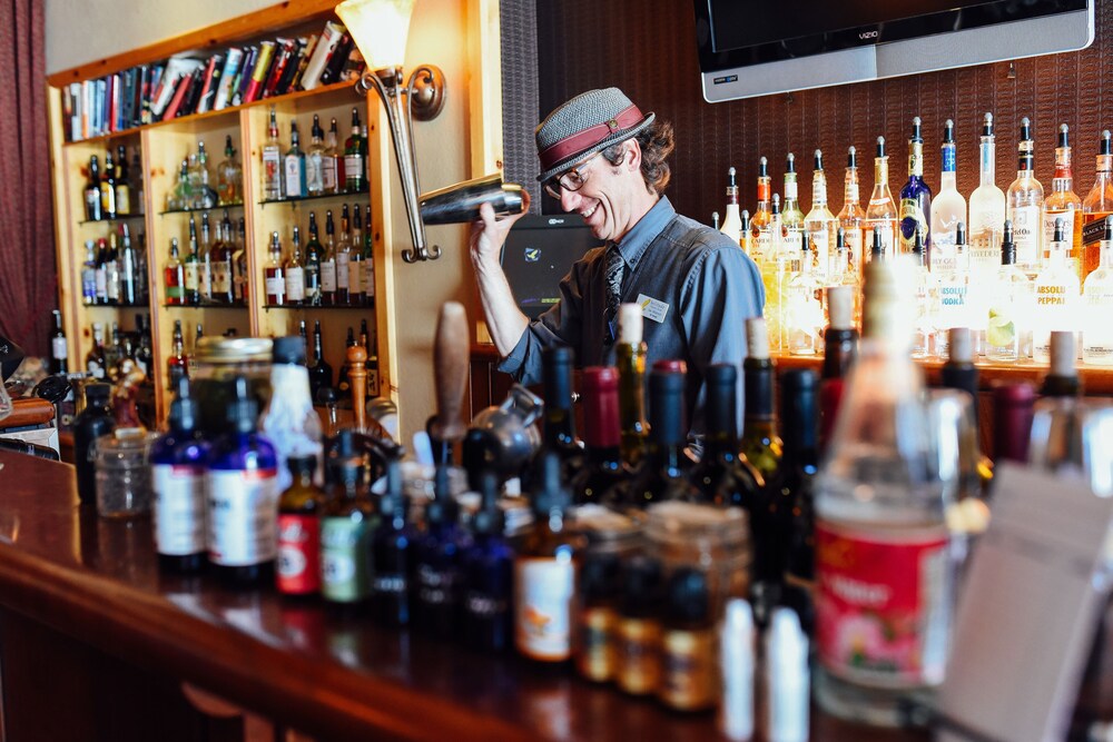 Hotel Bar