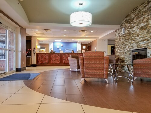 Holiday Inn Express & Suites Orange City - Deltona