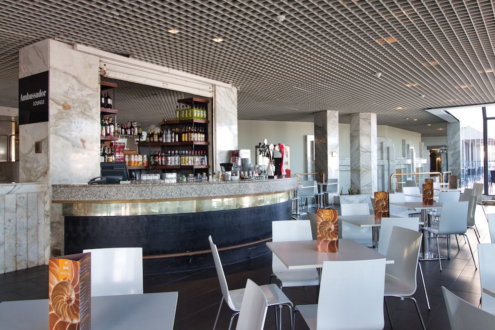Hotel lounge