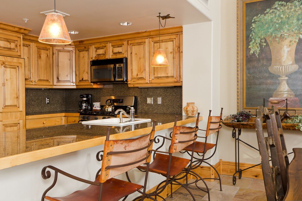 Condo, 3 Bedrooms - In-Room Kitchen