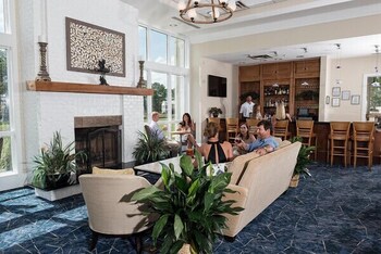 Hotel Lounge