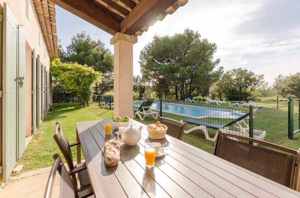 Villa, 4 bedrooms, for 8 pers, Private Pool - Terrace/Patio