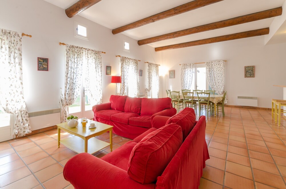 Villa, 4 bedrooms, for 8 pers, Private Pool - Living Room