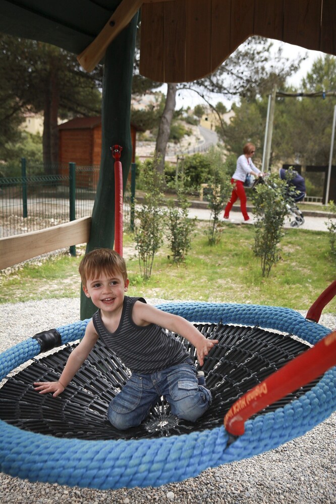 Childrens Play Area - Outdoor