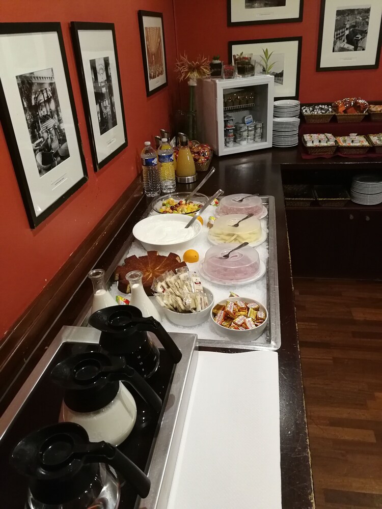 Salle de petit-déjeuner