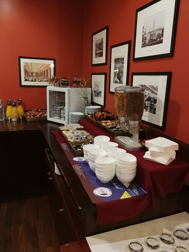 Salle de petit-déjeuner