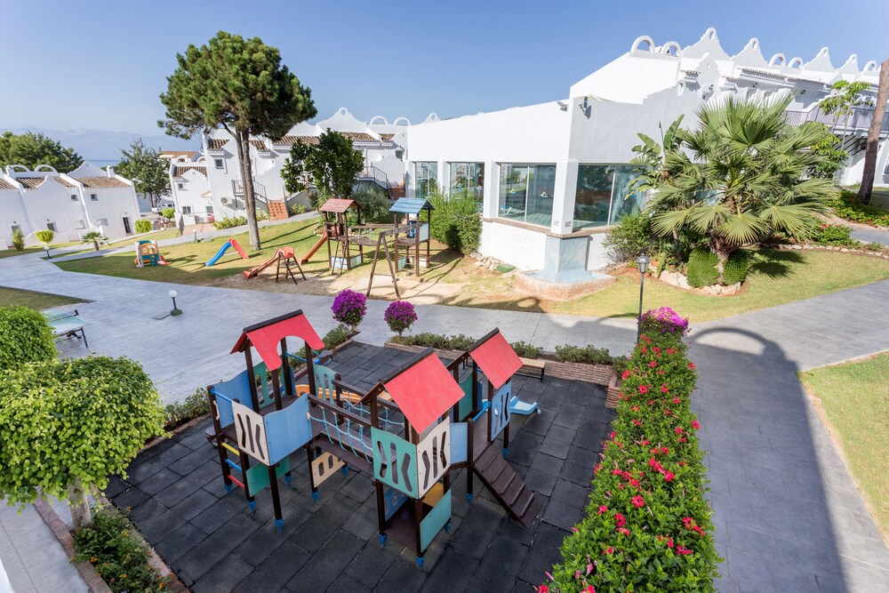 Childrens Play Area - Outdoor