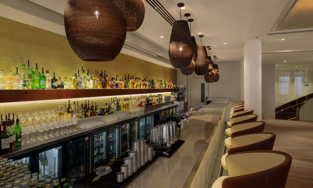 Hotel Lounge