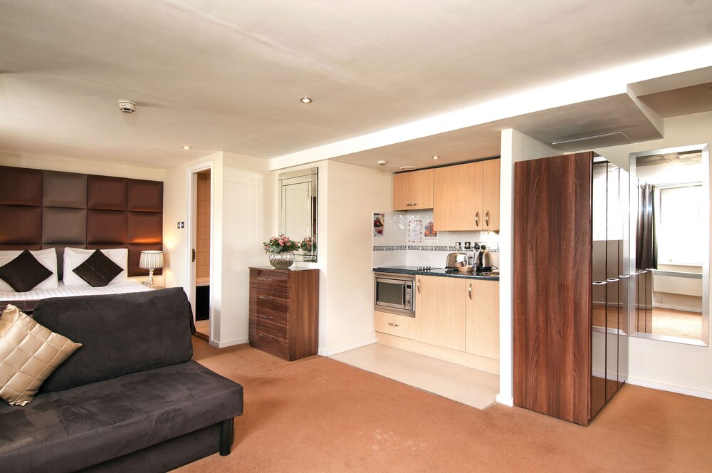 Studio Quad - Living Area