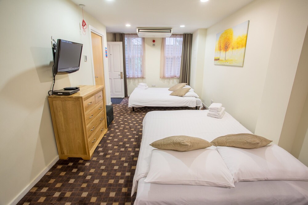 Family Apartment sleeps 6 - Guestroom