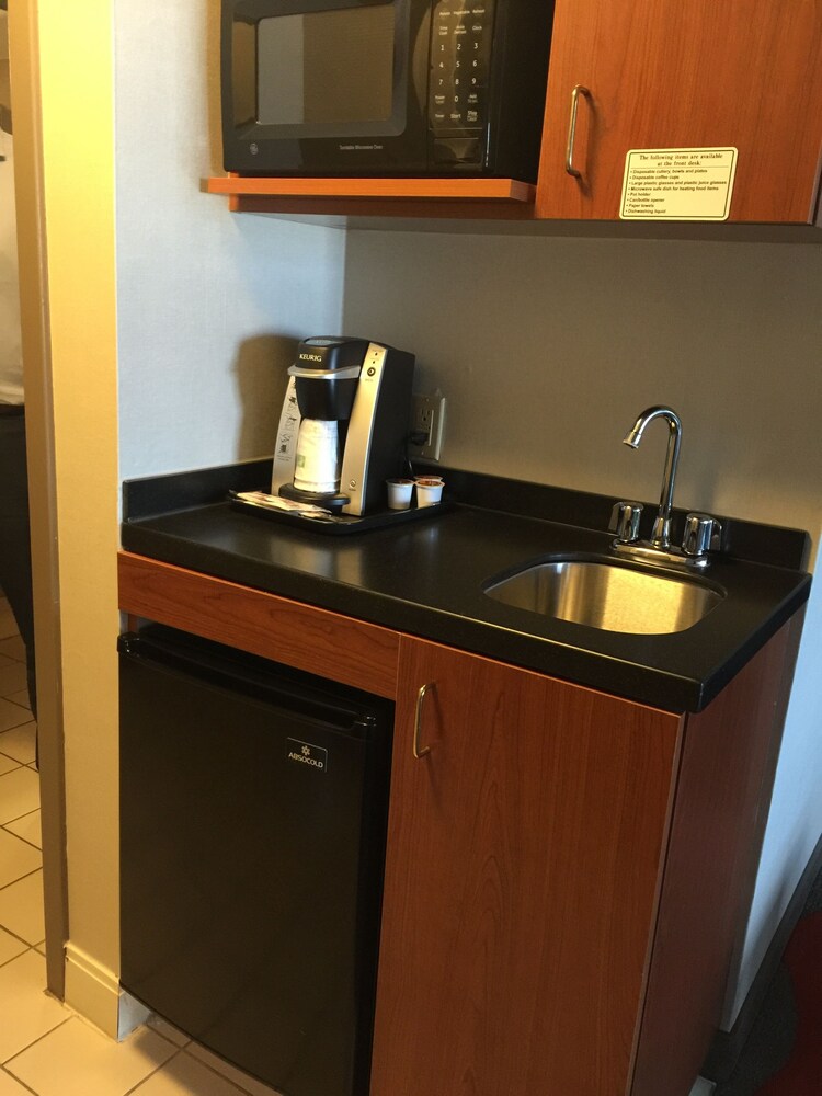 In-Room Kitchenette