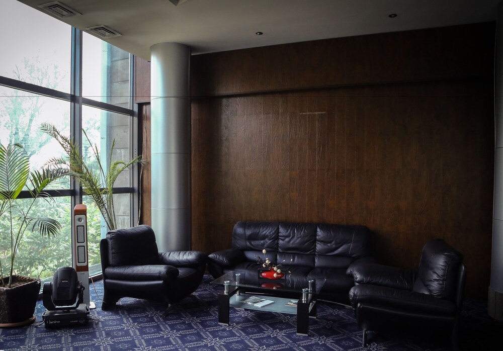 Hotel Lounge