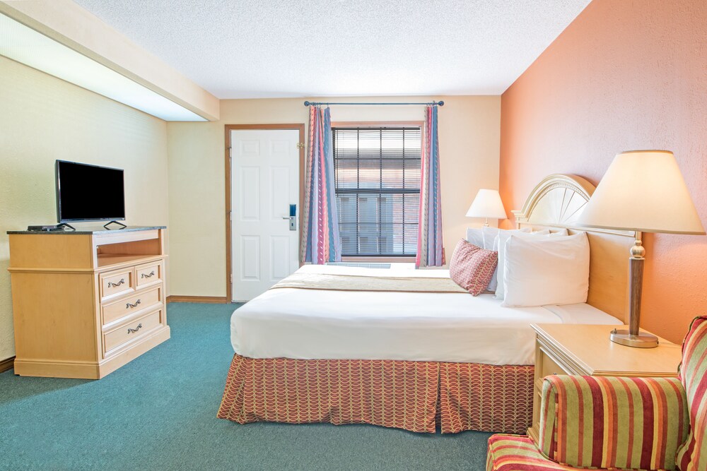 Guestroom View