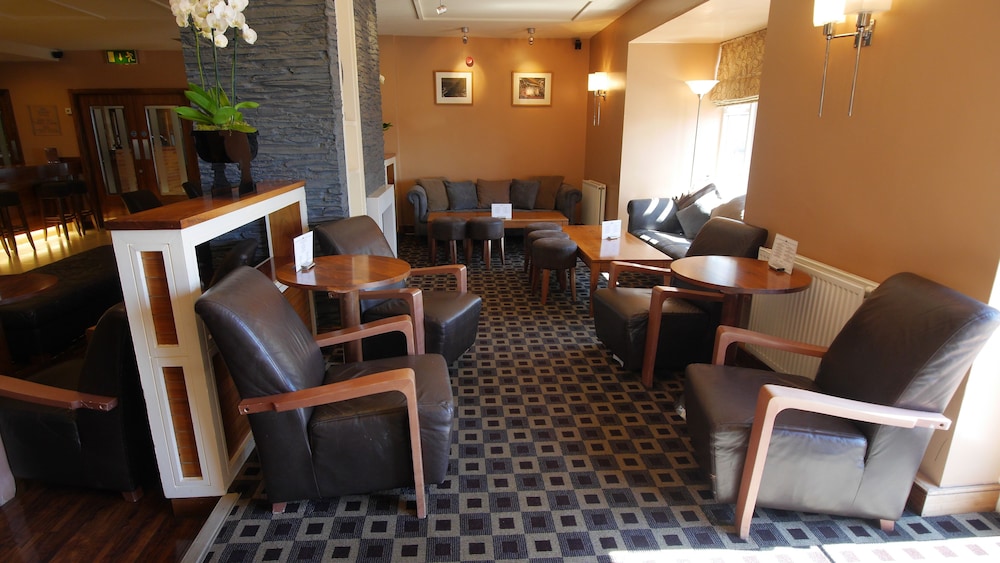 Hotel Lounge
