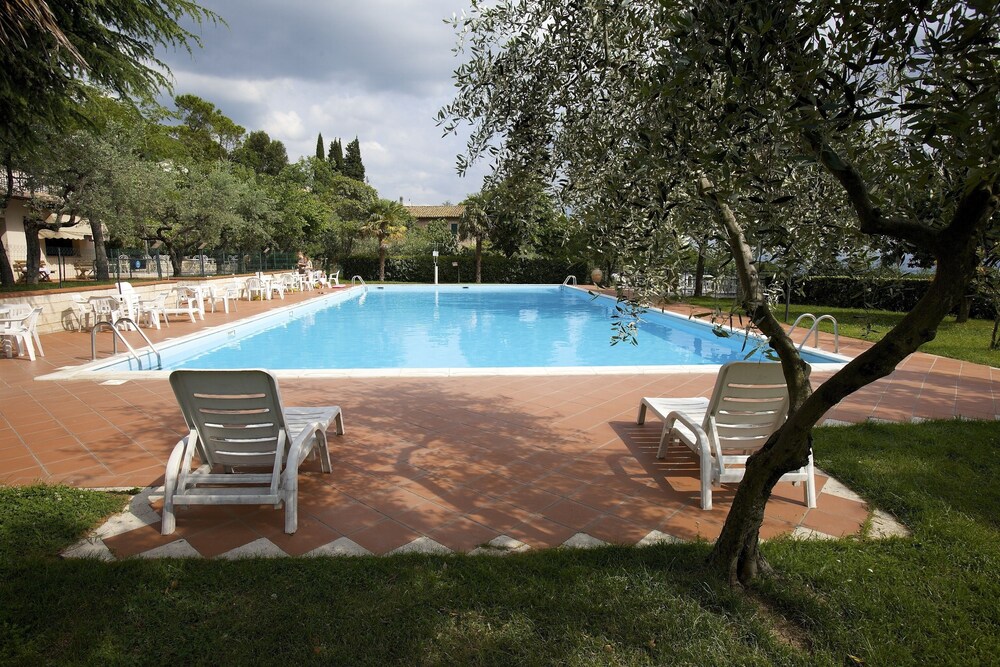 Piscina all'aperto