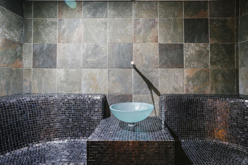 Steam Room