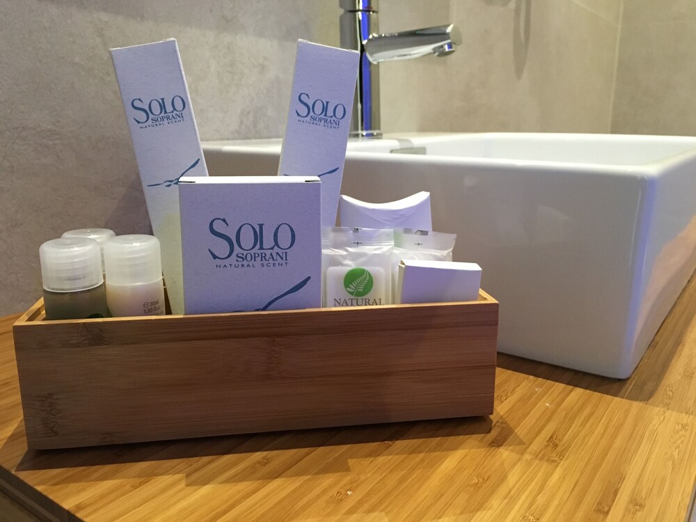 Bathroom Amenities