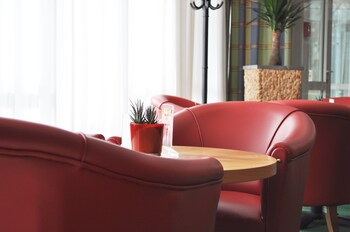 Hotel Lounge