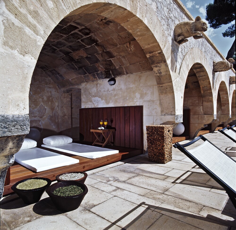 Indoor/Outdoor Pool