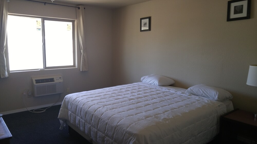 Guestroom View