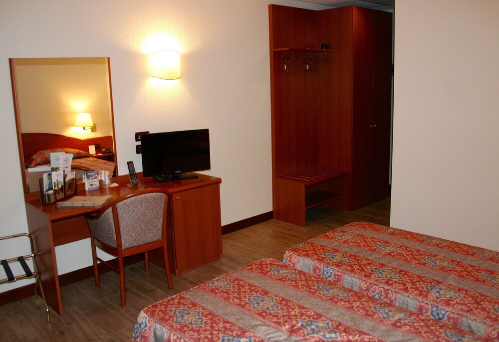 Guestroom View