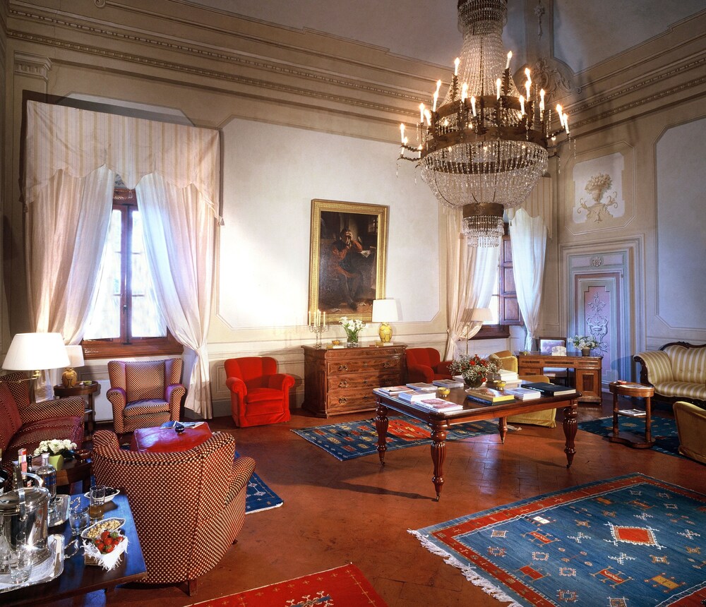 Bar-salon de l'hôtel