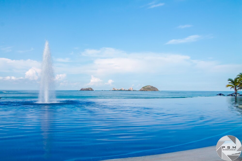Infinity Pool