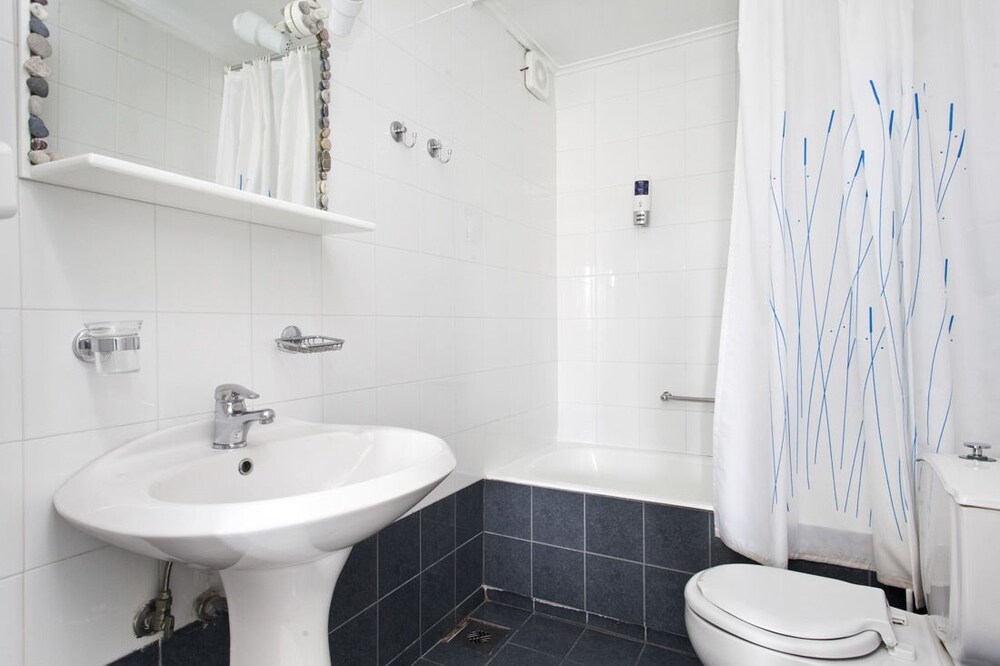 Suite, 1 Bedroom - Bathroom
