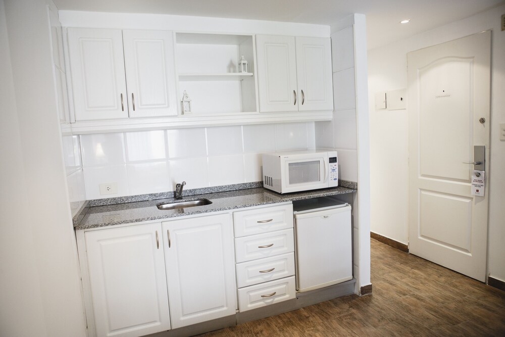 Triple Room - Guestroom