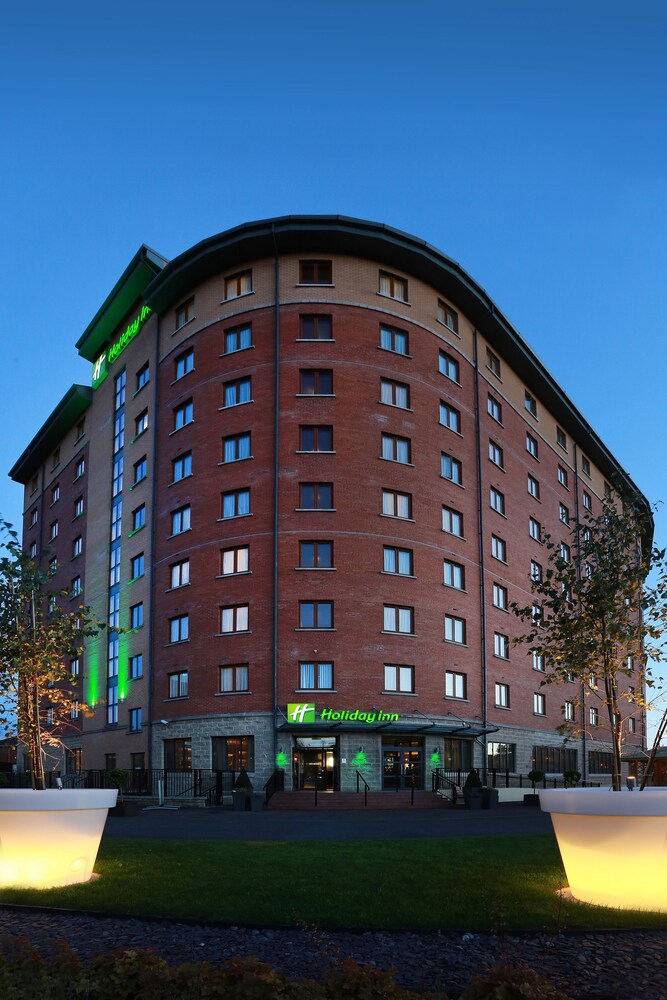 Hotel Front - Evening/Night