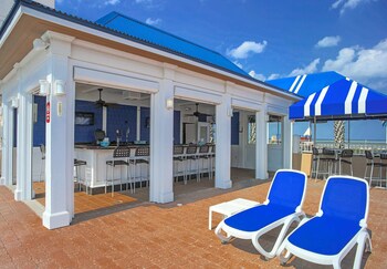 Sundeck
