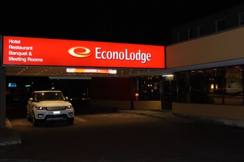 Hotel Front - Evening/Night
