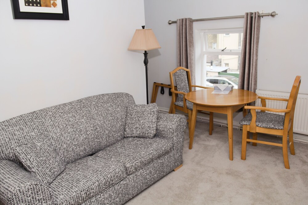 Apartment, 1 Double Bed - Guestroom