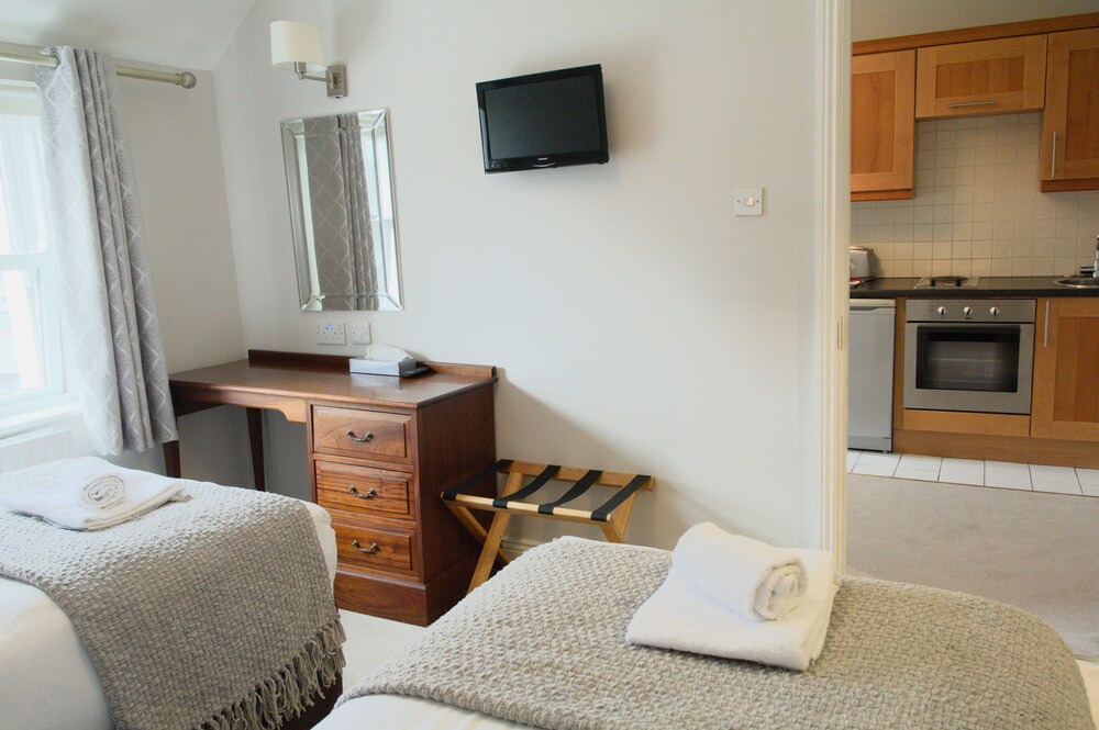 Apartment, 2 Single Beds - Guestroom