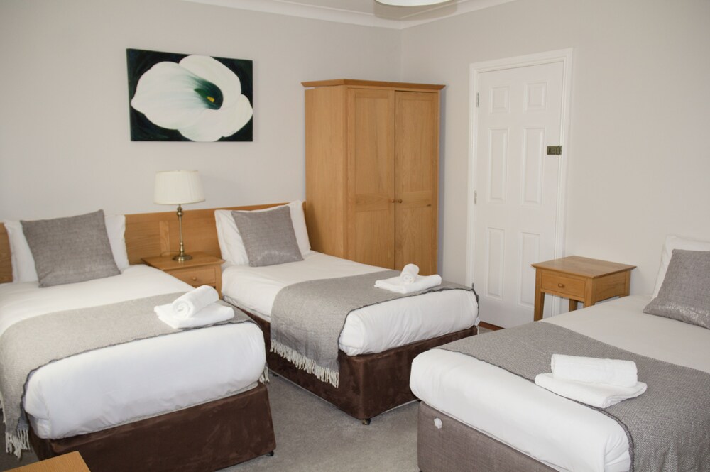 Family Room, Multiple Beds - Guestroom