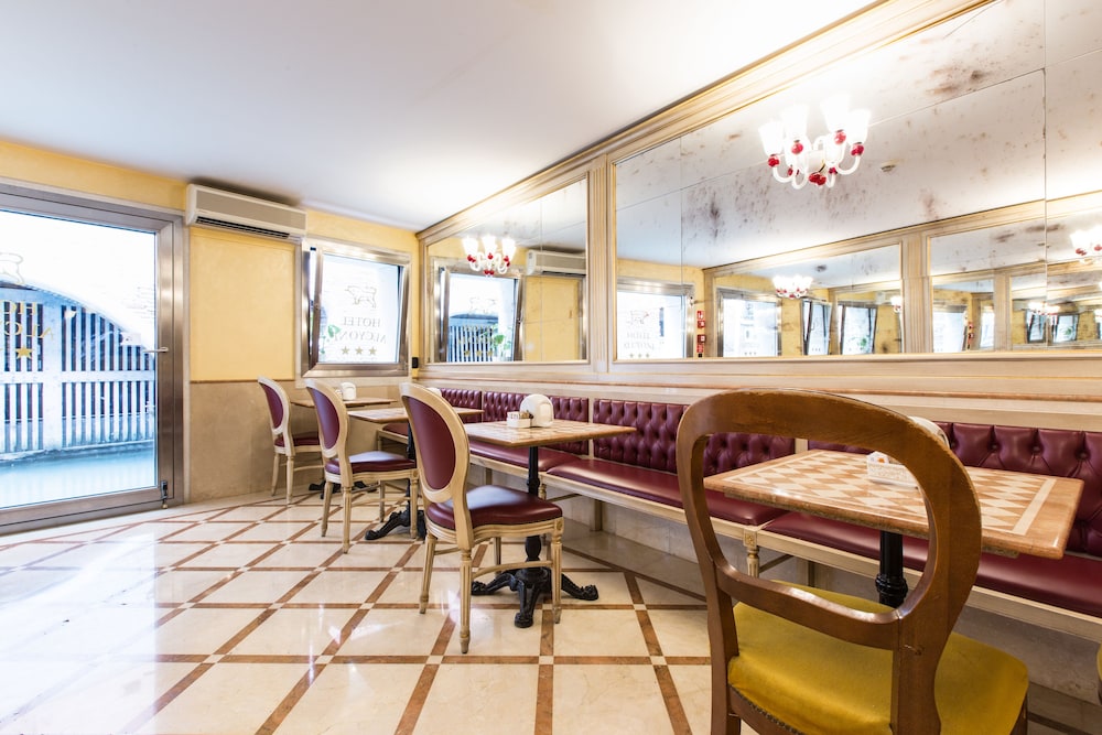 Hotel bar