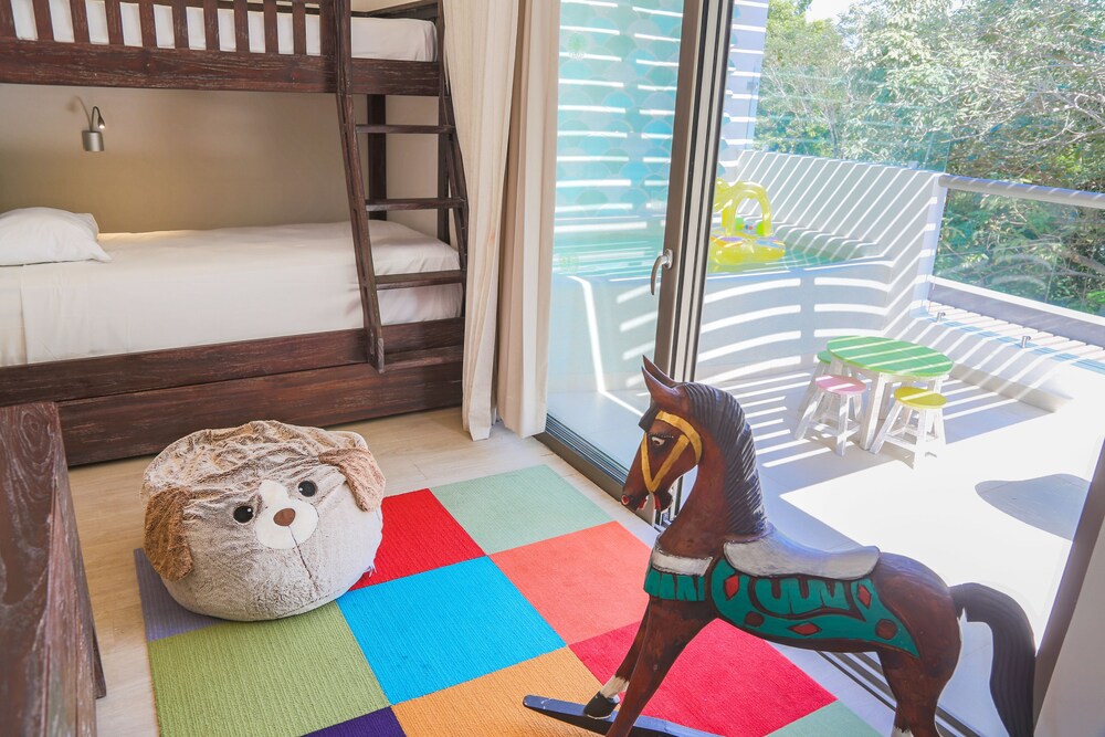 Childrens Theme Room